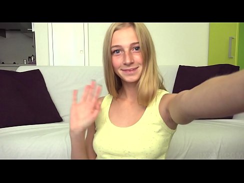 ❤️ Quand je m'ennuie, je me masturbe paresseusement ma chatte rose ❤ Vidéo de baise at us ☑