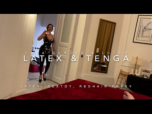❤️ Demi-soeur rousse en costume de latex baisée par son demi-frère ❤ Vidéo de baise at us ☑
