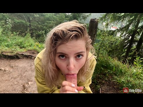 ❤️ Une fille avale du sperme après une fellation publique - Eva Elfi ❤ Vidéo de baise at us ☑